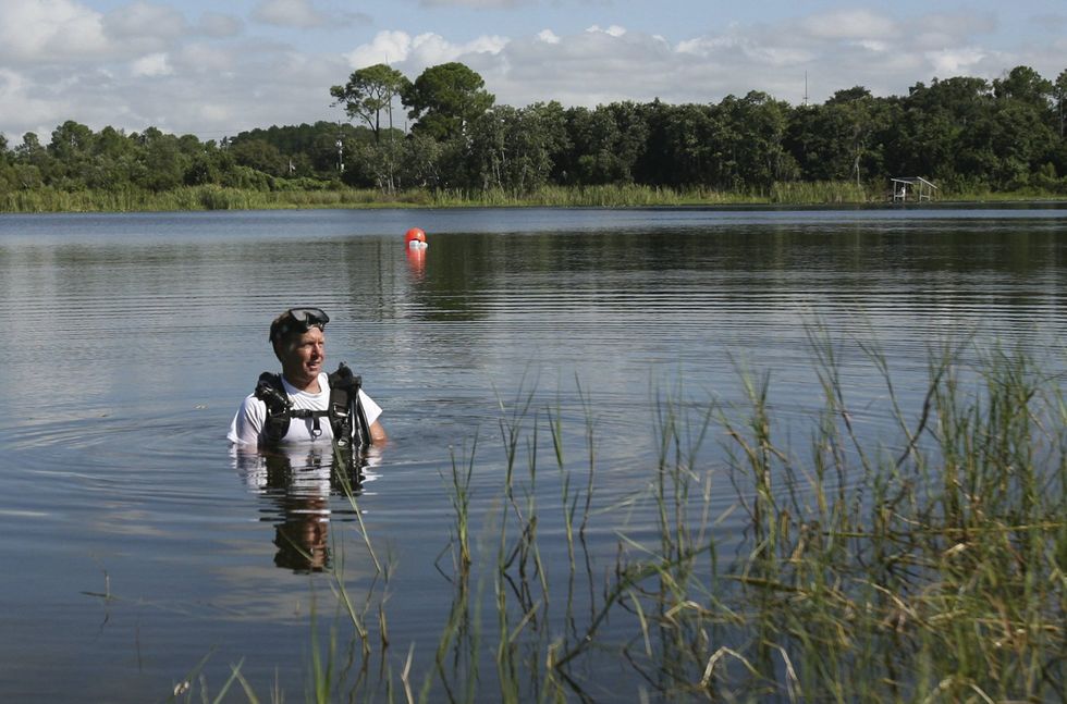 Diver Aims For World Record Off Florida Coast