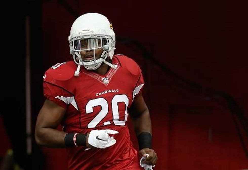 NFL’s Cardinals Bench Jonathan Dwyer After Assault Arrest