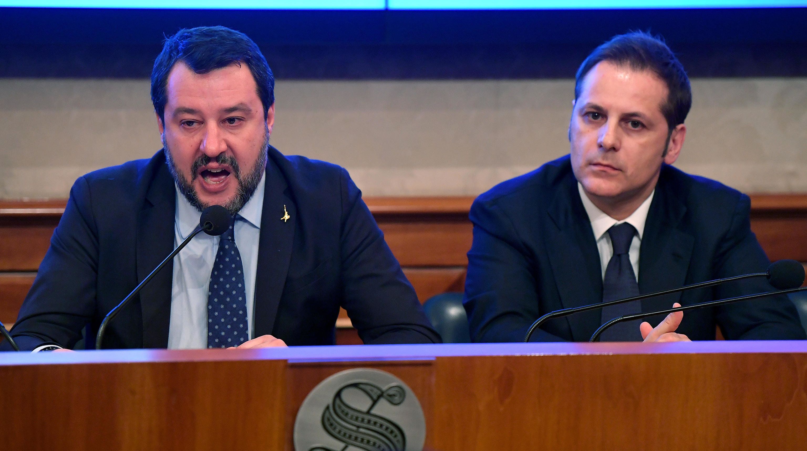 La Lega boccia il decretino di Conte. «Sono solo spiccioli, non lo votiamo»