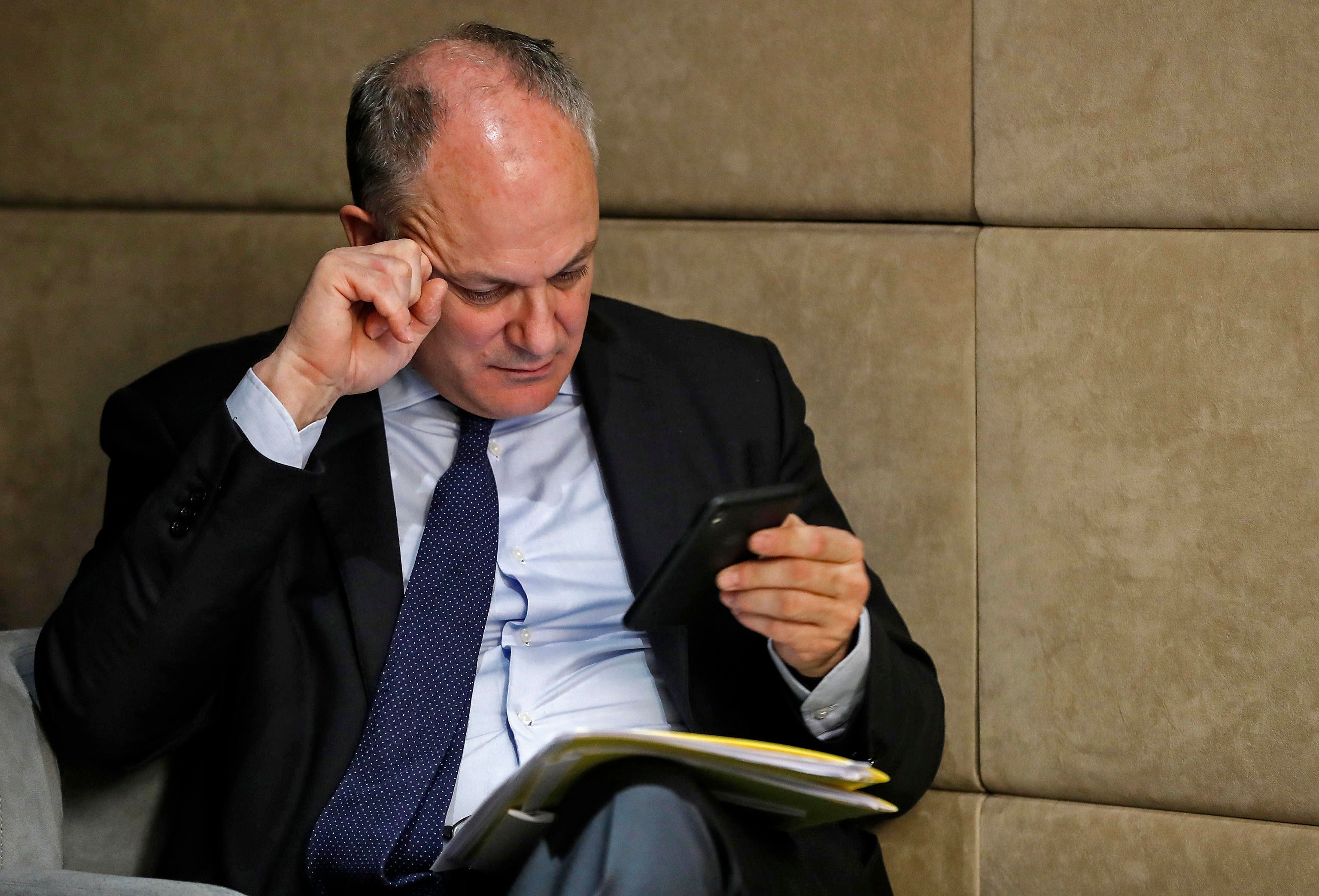 Gualtieri sta consegnando a Bruxelles i nostri portafogli