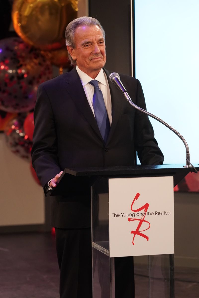Eric Braeden takes the microphone at his 40th anniversary celebration.