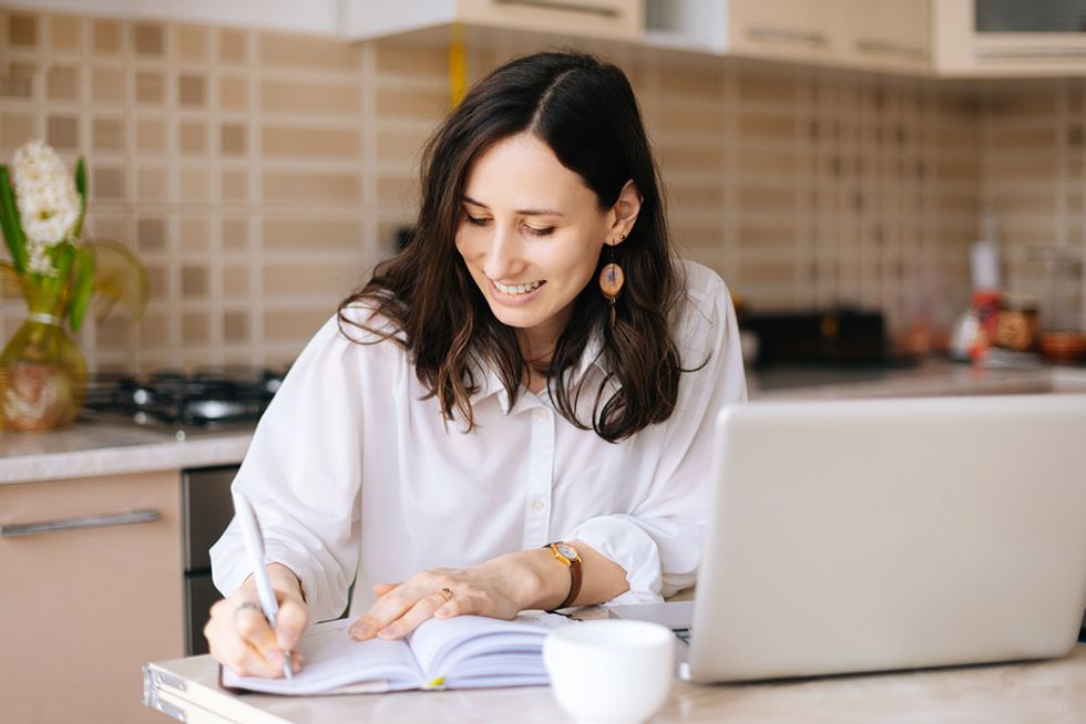 Working mom sets realistic career goals