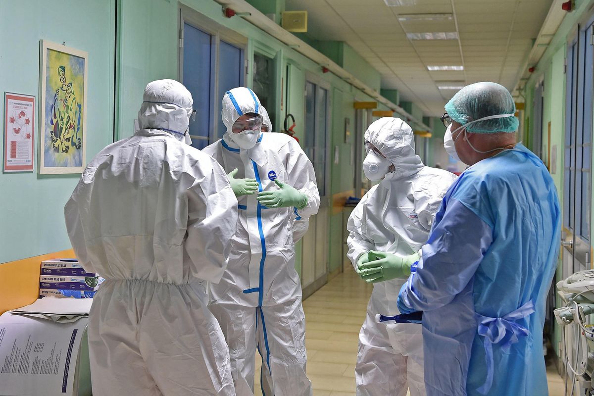 Ma questo è un virus non un terremoto. E finora ha regnato solo la confusione