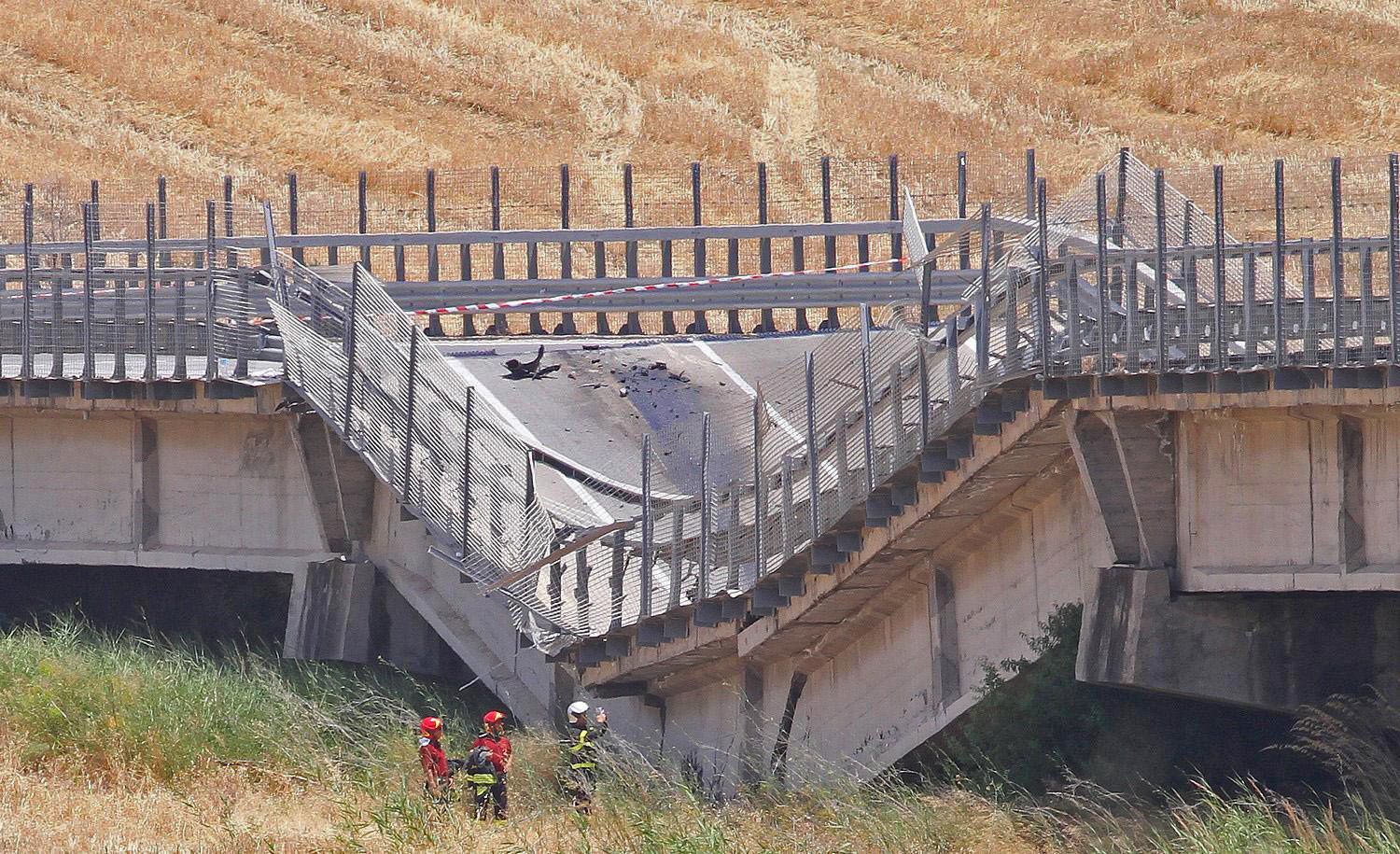 L’ispettore incaricato: «I ponti si sgretolano ministero impotente»