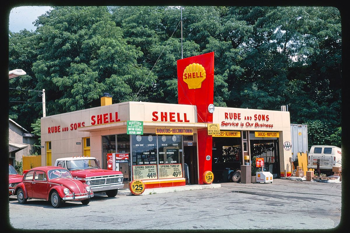 Finally! A Gas Station For Me, A Woman! Thanks Shell! #GIRLBOSS