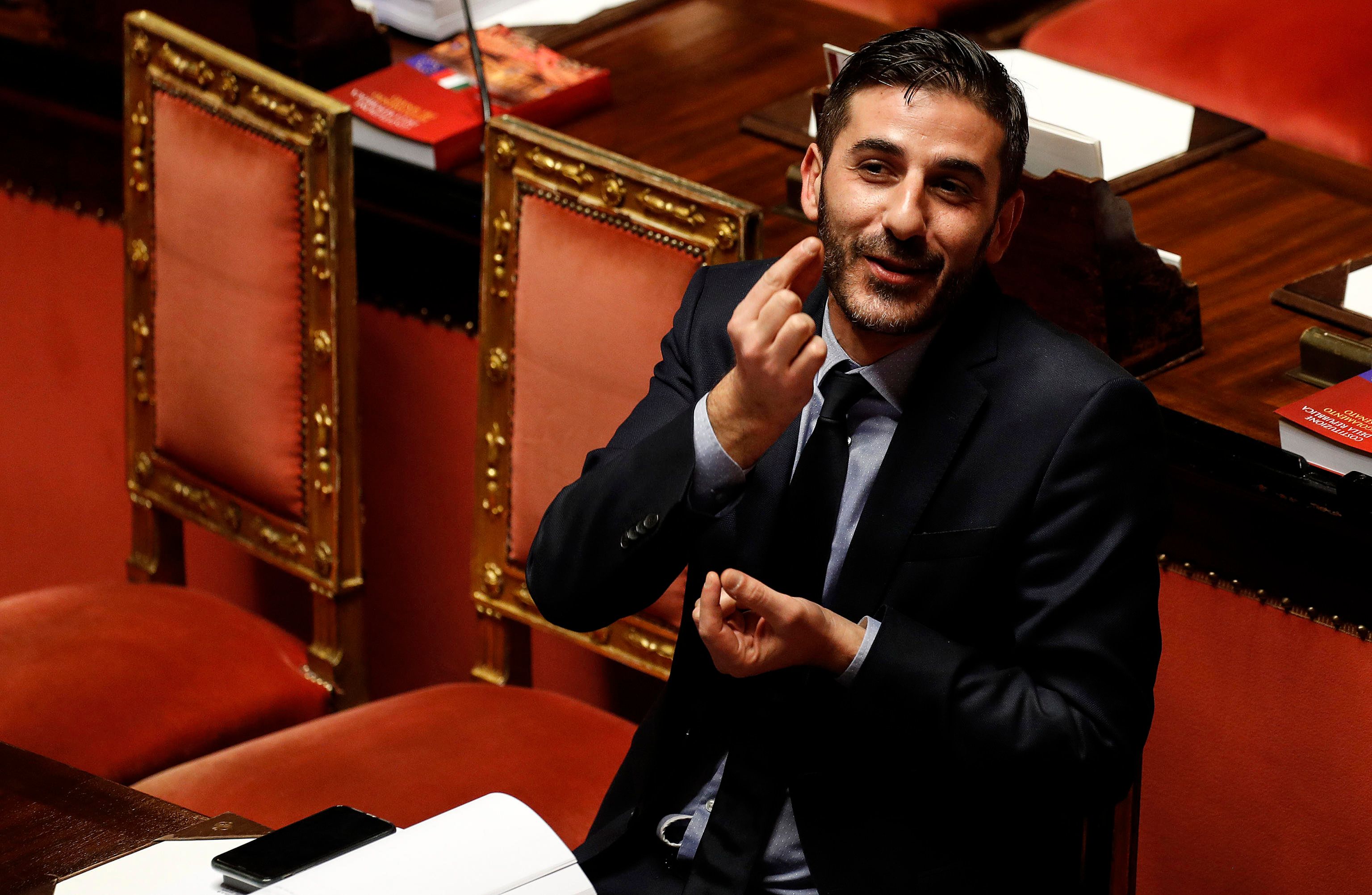 «Ci servono subito 20 miliardi. Se Bruxelles si rifiuta faremo più deficit»