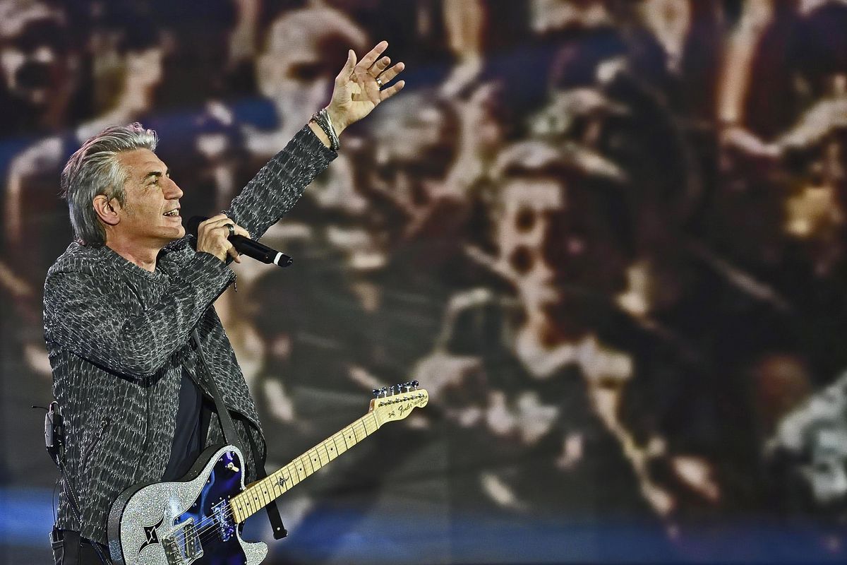 Solo ora la nota compagnia cantante scopre il bello della casa di proprietà