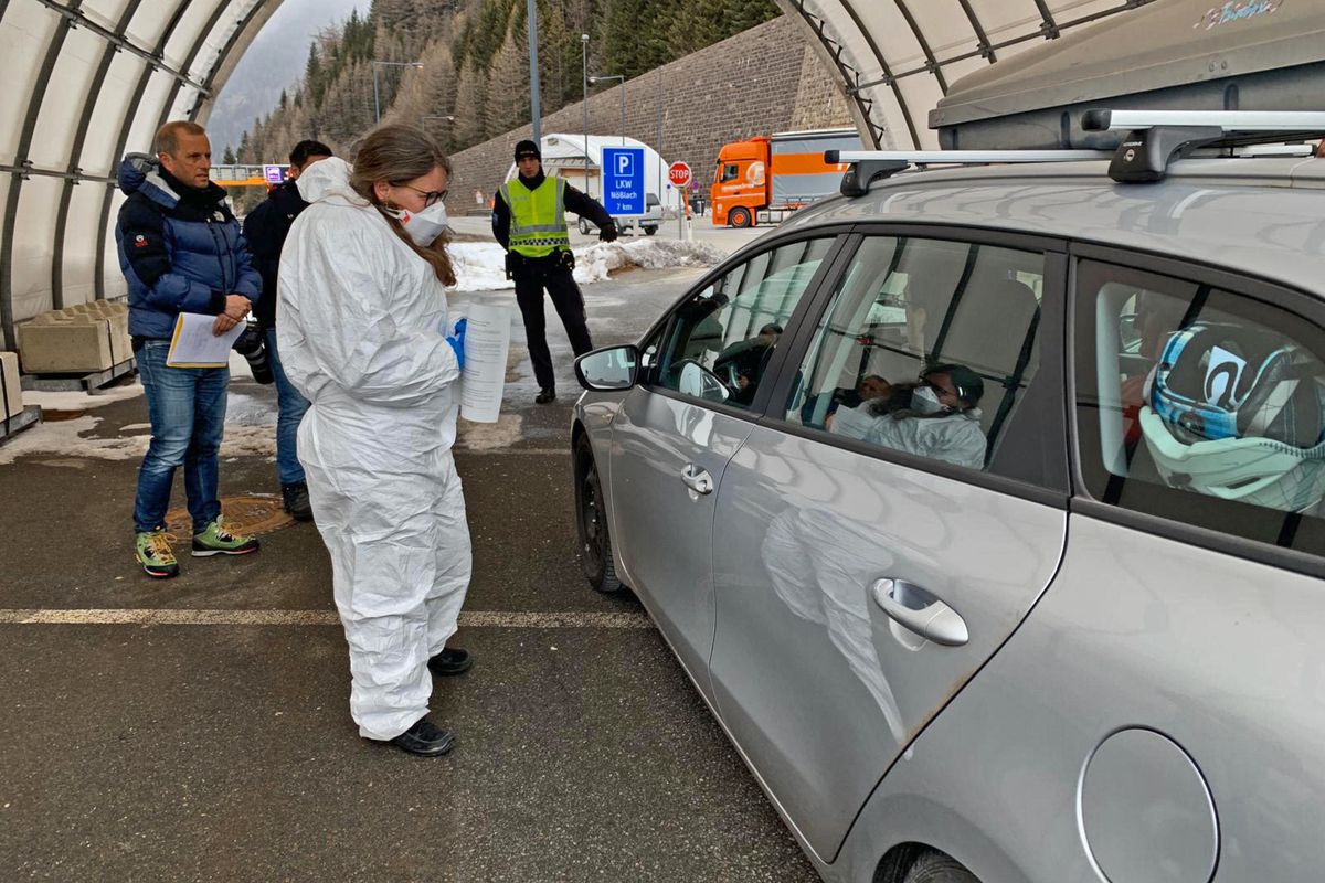L’Austria chiude il confine con l’Italia. Anche dall’Africa non ci vogliono più