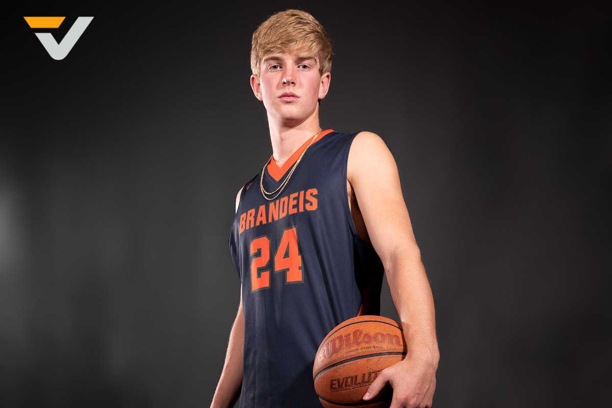 4 Austin/San Antonio Boys Basketball Teams Chase UIL's Top Prize