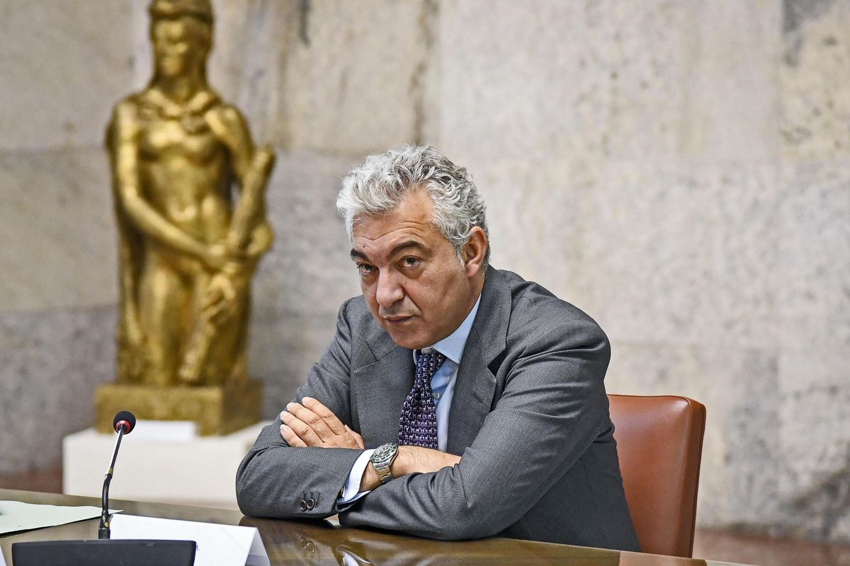 Il cv del commissario: Prodi, D’Alema e Termini Imerese