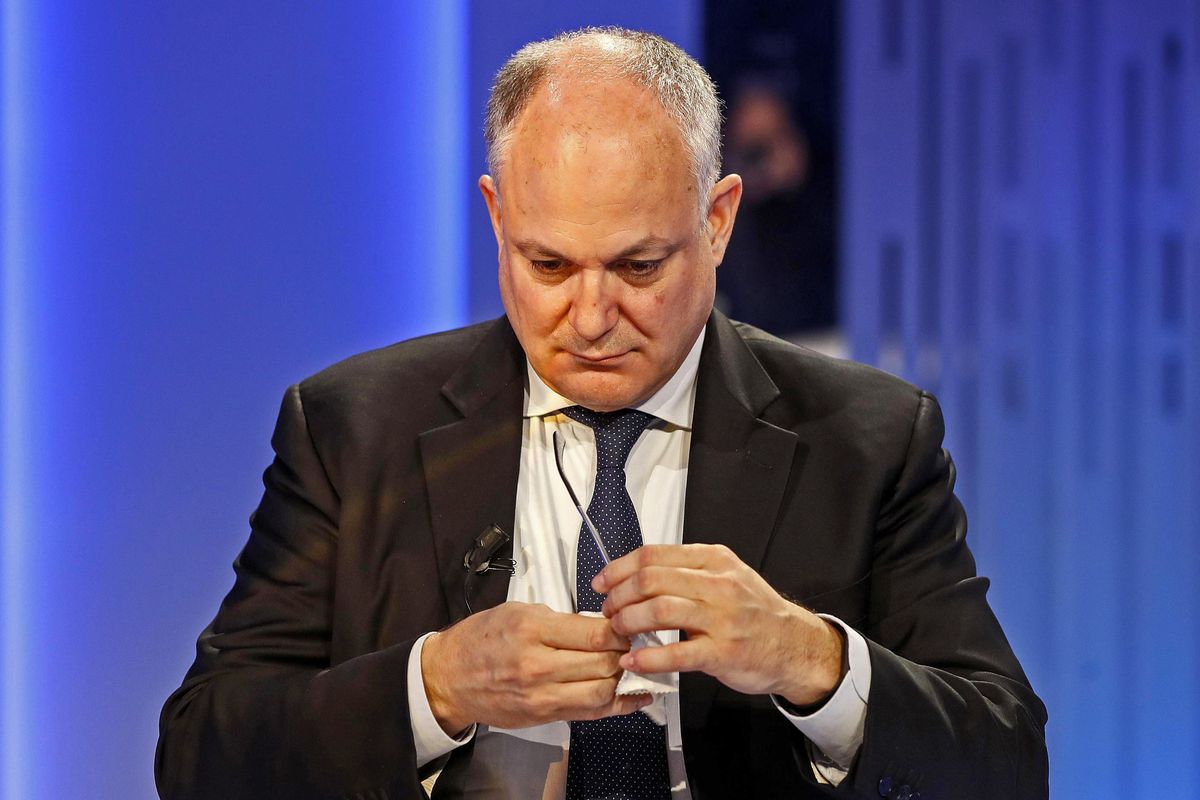 Slitta pure il decreto per far slittare le tasse