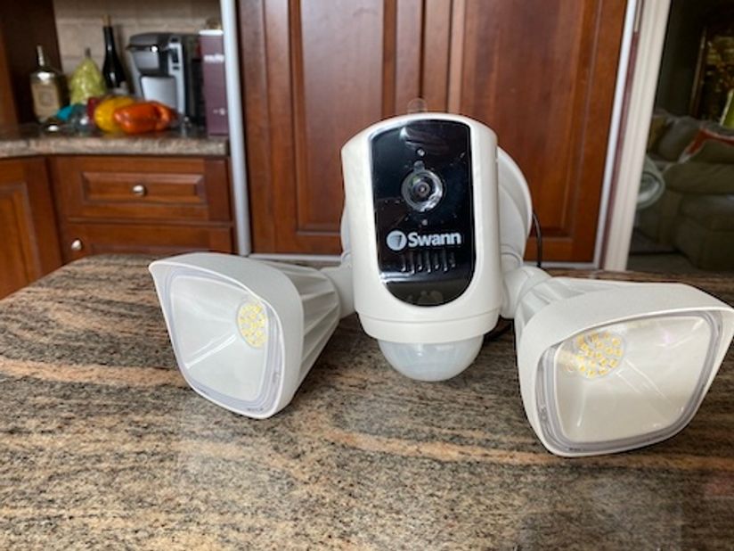 Best Smart Floodlight Security Cameras for Smart Homes - Gearbrain