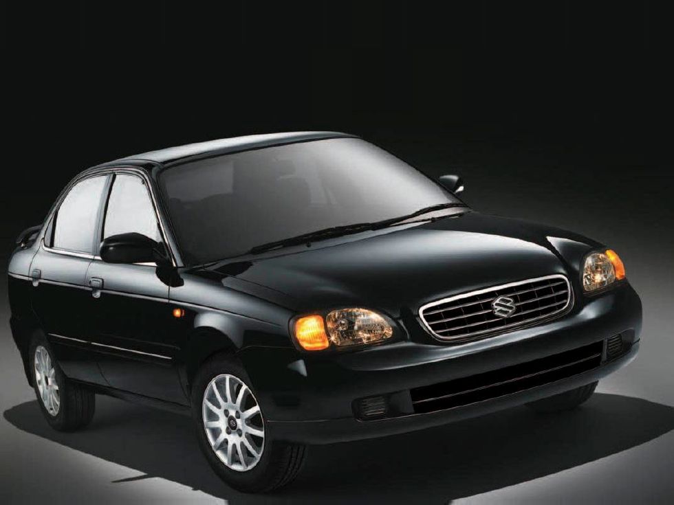 Suzuki Esteem