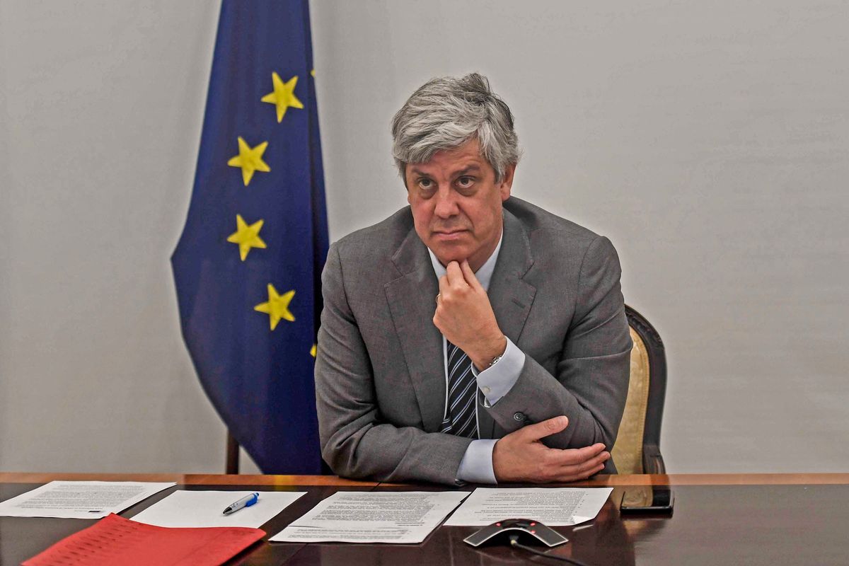 L’elicottero delle banche centrali si schianta