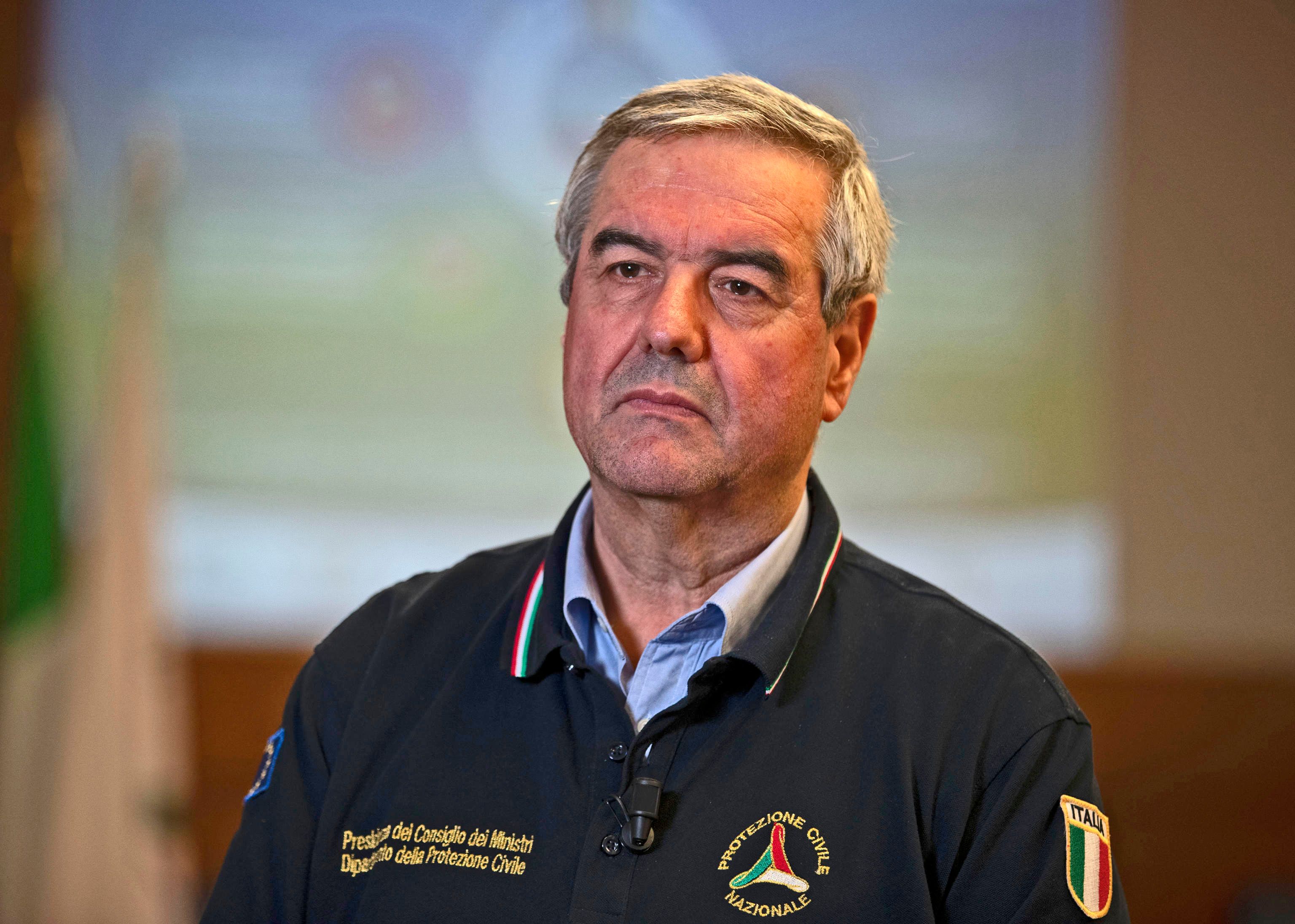 Caos, liti politiche, ritardi e invidie. Il decretino è diventato una faida