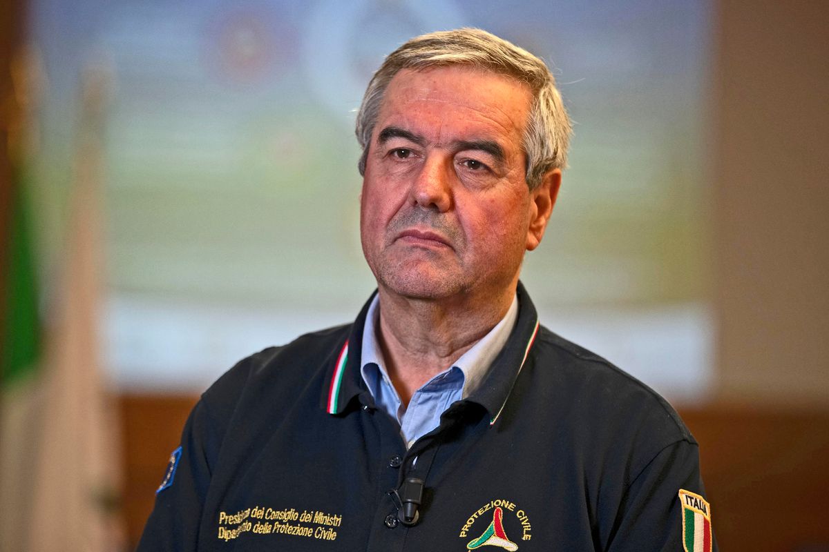 Caos, liti politiche, ritardi e invidie. Il decretino è diventato una faida