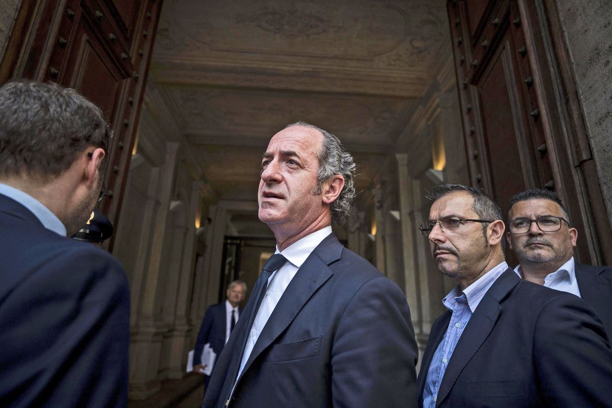 Tamponi a raffica contro il contagio. La proposta di Zaia divide gli esperti