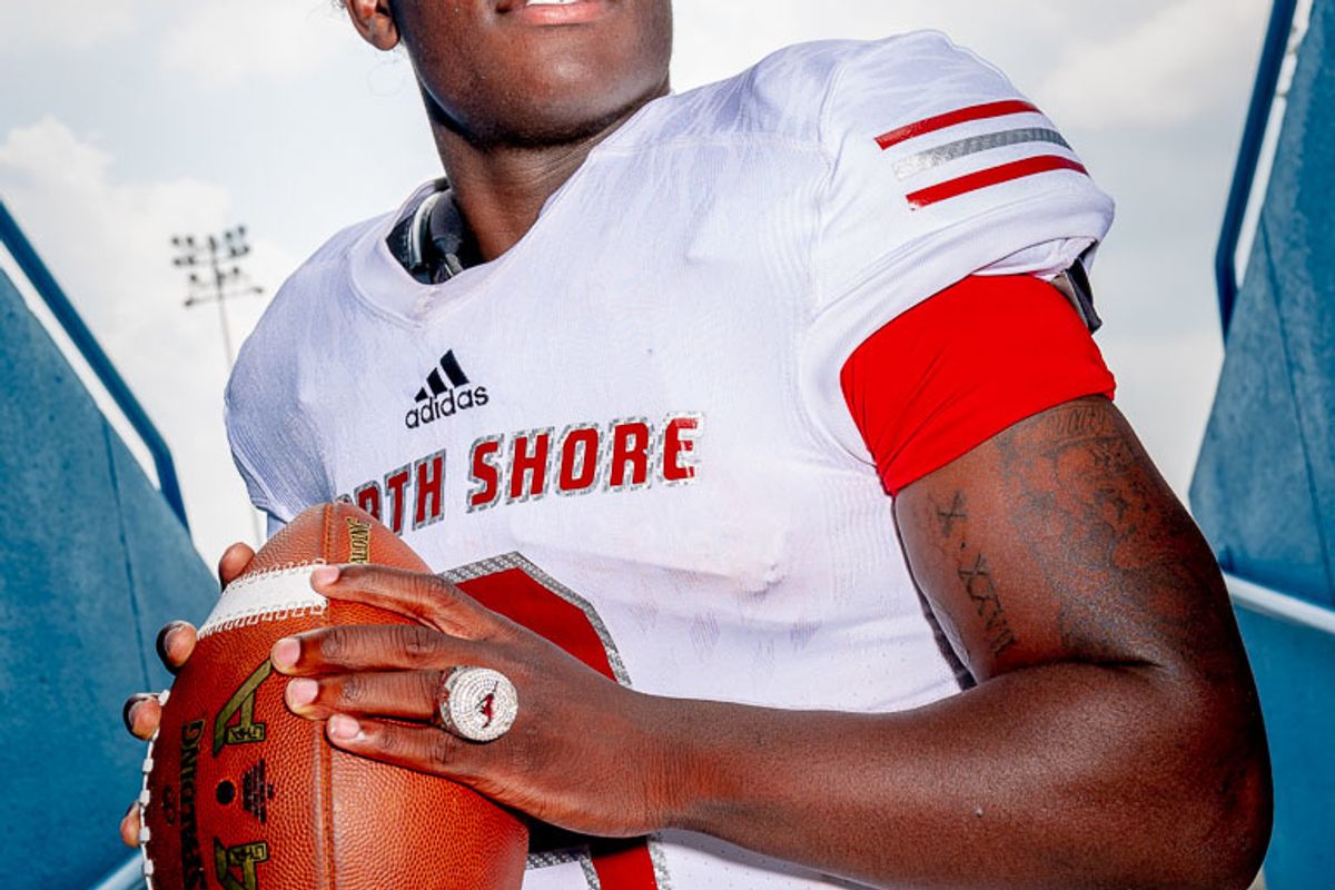 BREAKING: North Shore quarterback Dematrius Davis commits to Auburn