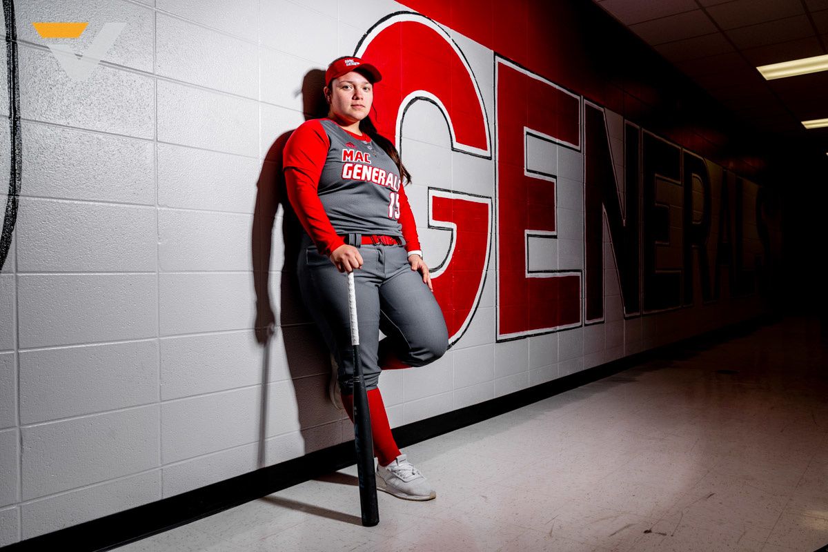 Looking for the Long Ball -Aldine ISD Magazine