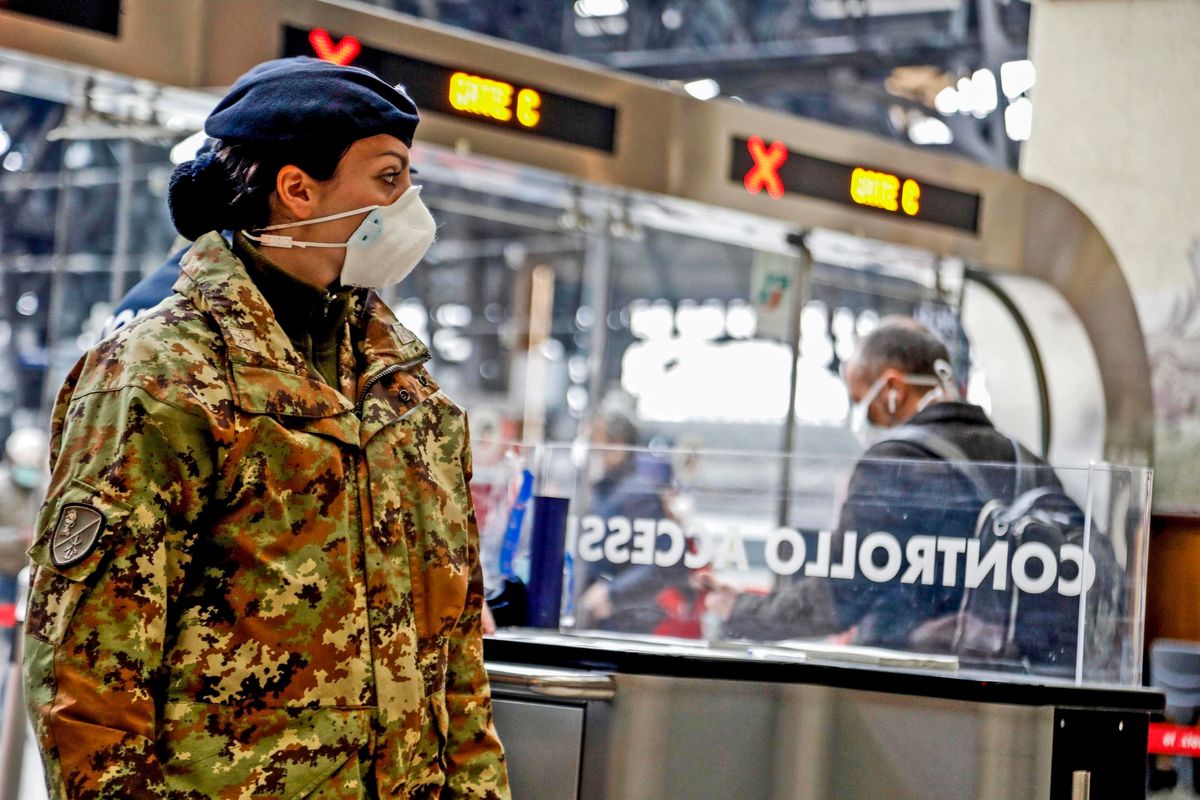 Verso una stretta alle folle per la spesa. E già due Regioni dispiegano i militari