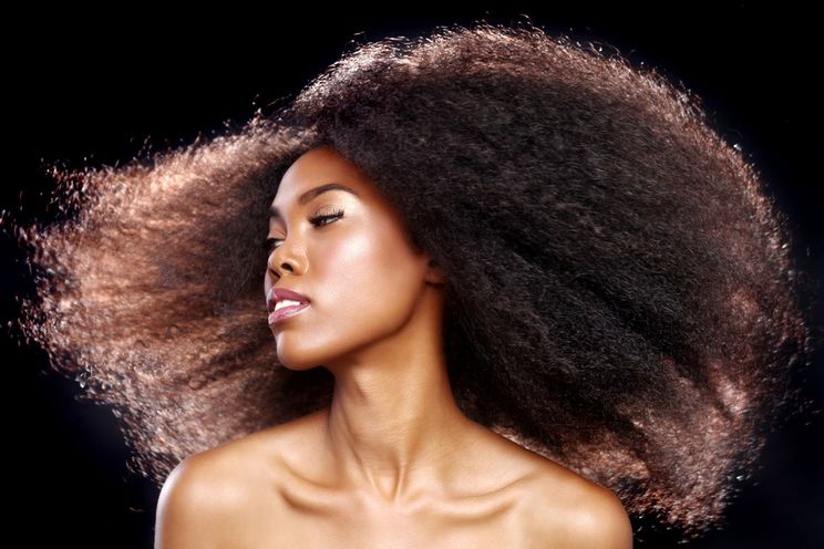 What Your Natural Hair Needs Spring Edition Xonecole Women S Interest Love Wellness Beauty