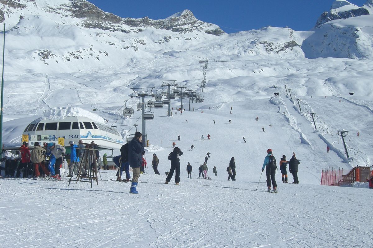 A Messina il virus è arrivato dopo la settimana bianca. La Digos indaga su medici e professionisti