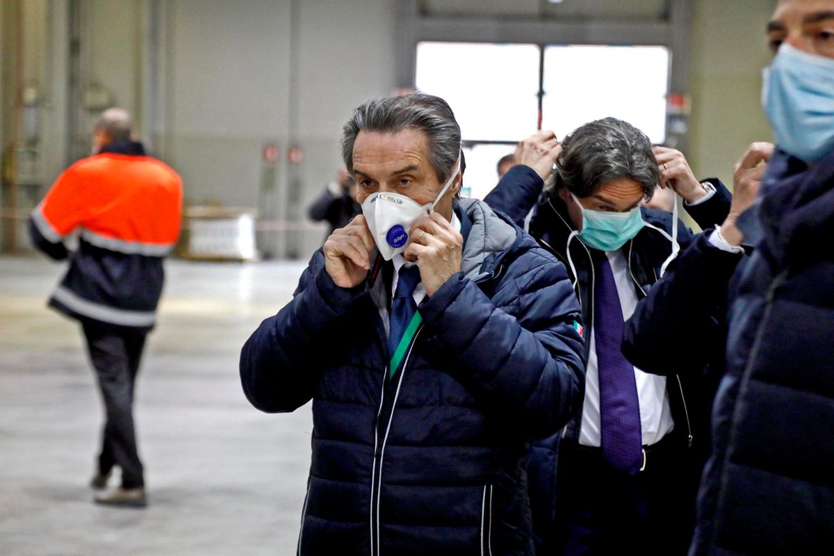 Fontana sfida Conte: «Le mie ordinanze prevalenti sui Dpcm». E scrive al Viminale
