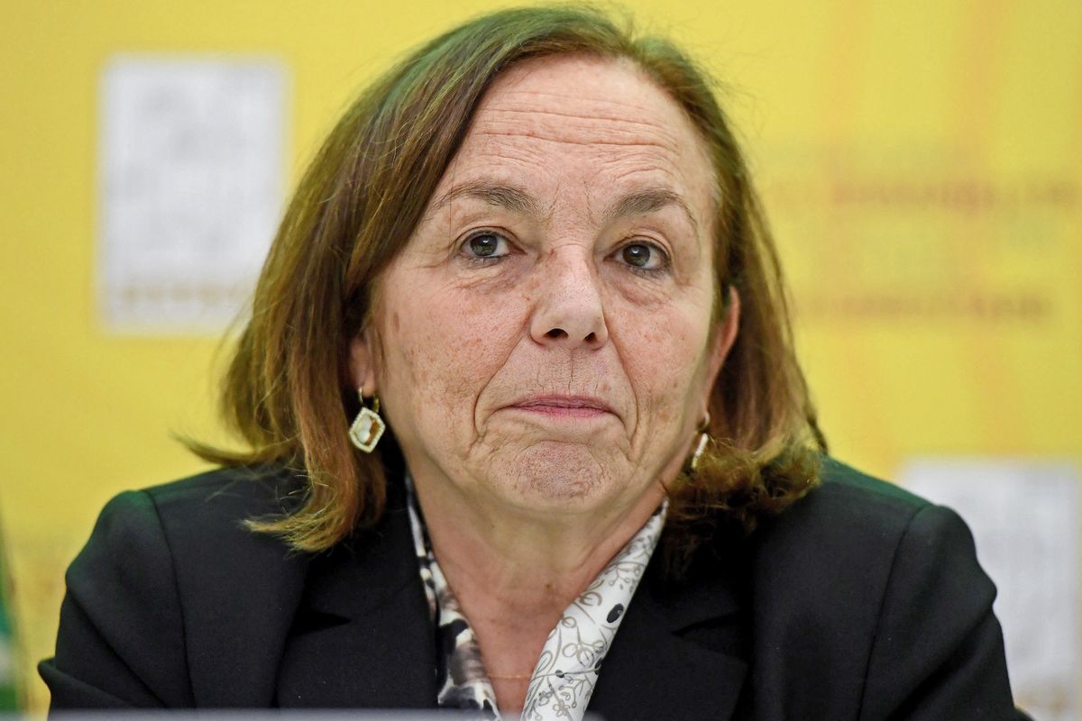 Nel nuovo decreto 4.000 euro di multa. Le Regioni hanno più poteri di stretta