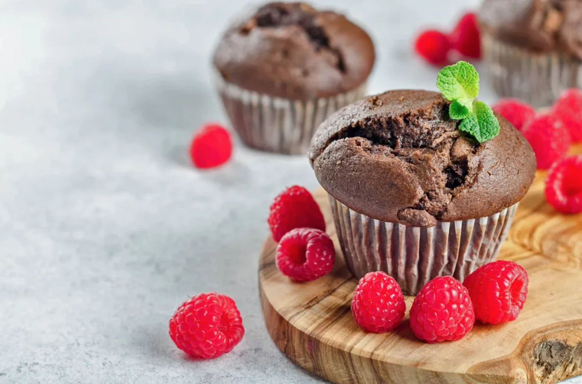Cuciniamo insieme: tortino al cioccolato con cuore di lampone