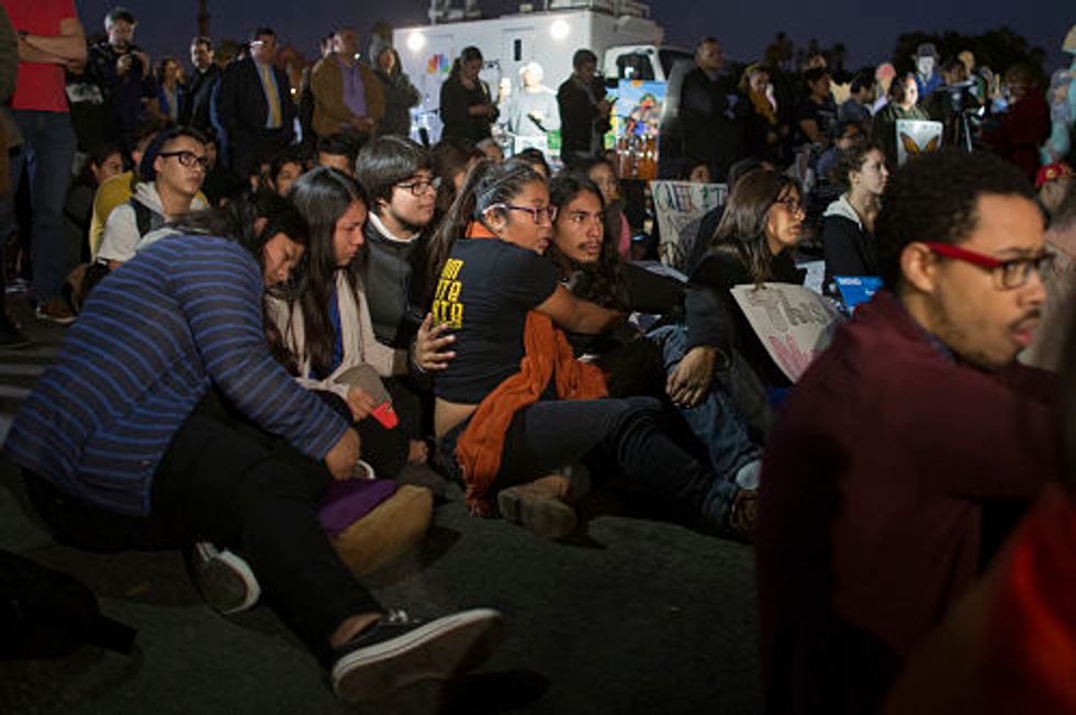 Obama Ends Secure Communities Program, Saying U.S. Should Deport ‘Felons, Not Families’