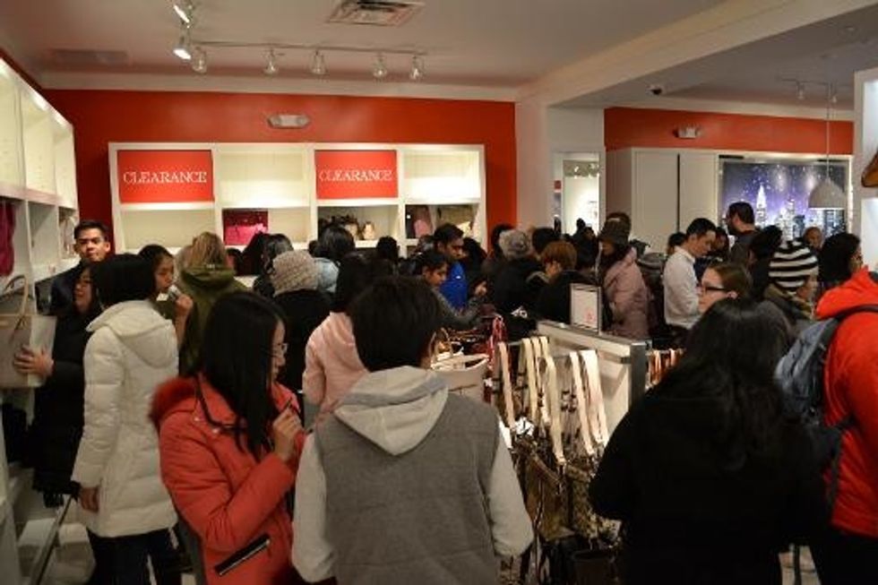 U.S. Shoppers Go In For The Kill On ‘Black Friday’