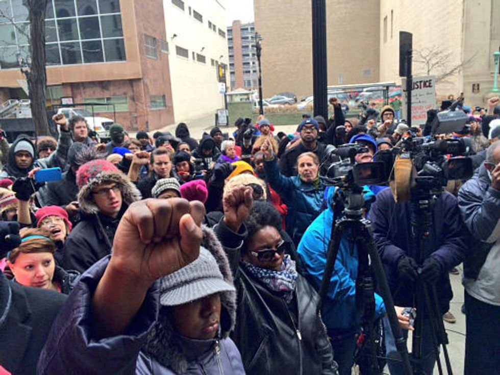 Protesters Call For Federal Probe Of Entire Milwaukee Police Department