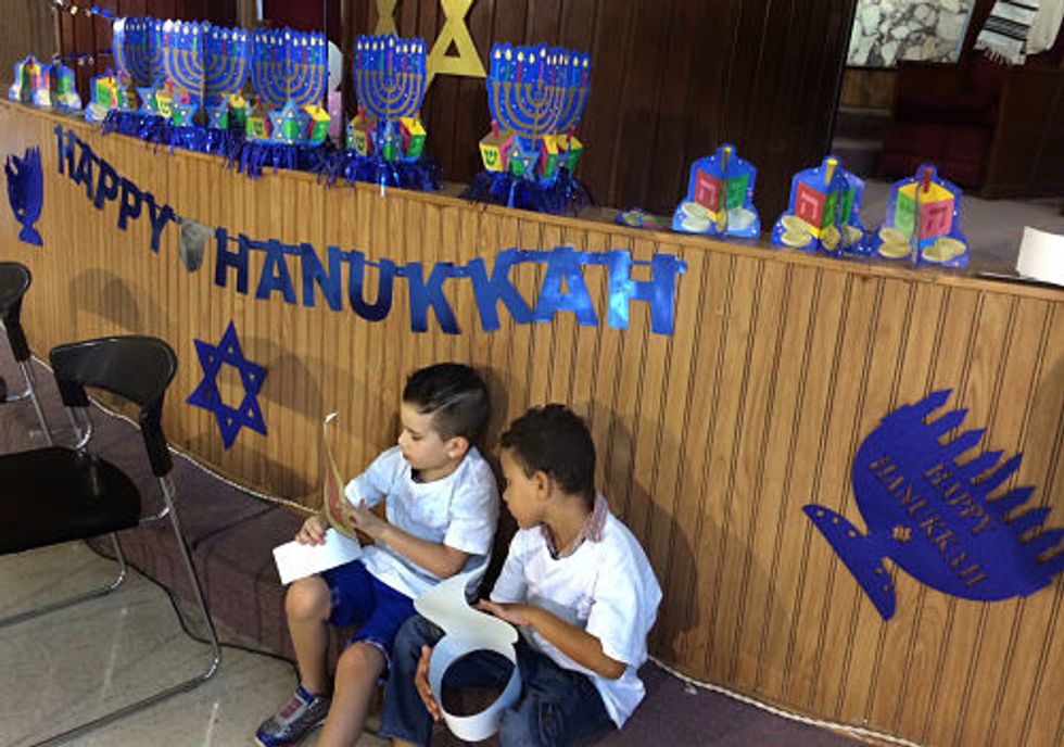Prisoner’s Release, U.S. Moves Are ‘Hanukkah Miracle’ For Cuban Jews