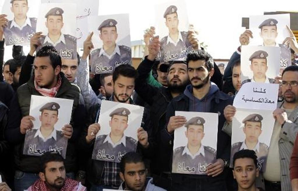 IS Claims To Have Burned Jordanian Pilot Alive