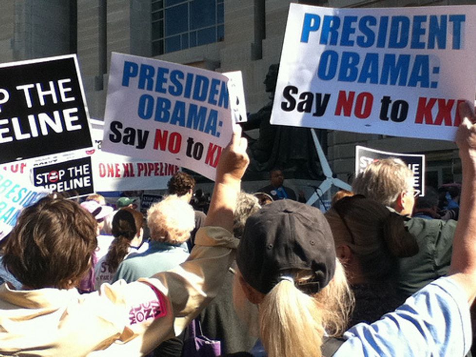 Obama Vetoes Keystone Pipeline Bill, Heightening Clash With GOP