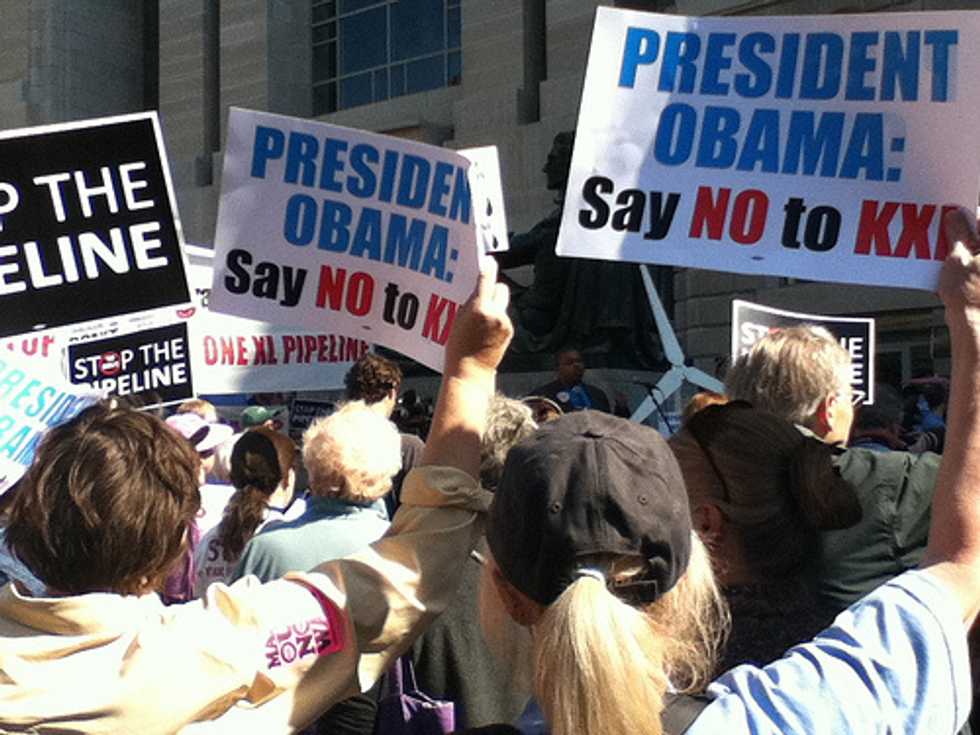 Obama Vetoes Keystone Pipeline Bill, Heightening Clash With GOP