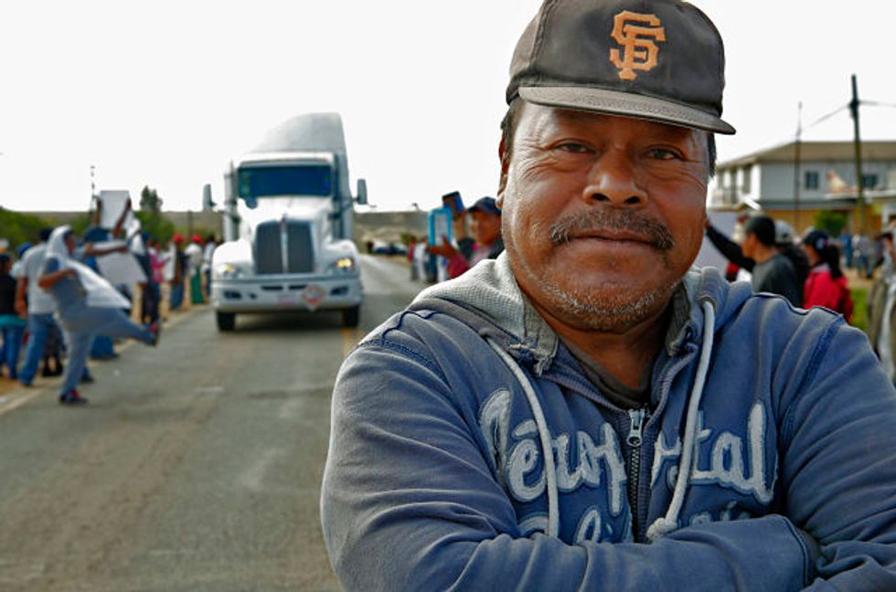 Mexican Farmworkers Strike Over Low Wages, Blocking Harvest
