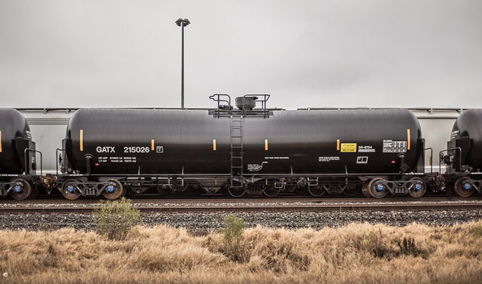 Derailments Spur Push For Safer Railroad Oil-Tank Cars