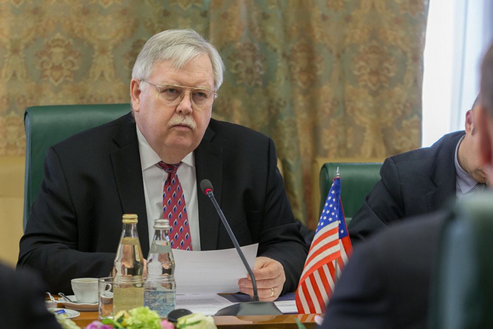 Diplomat John Tefft Navigates Sticky US-Russia Relations