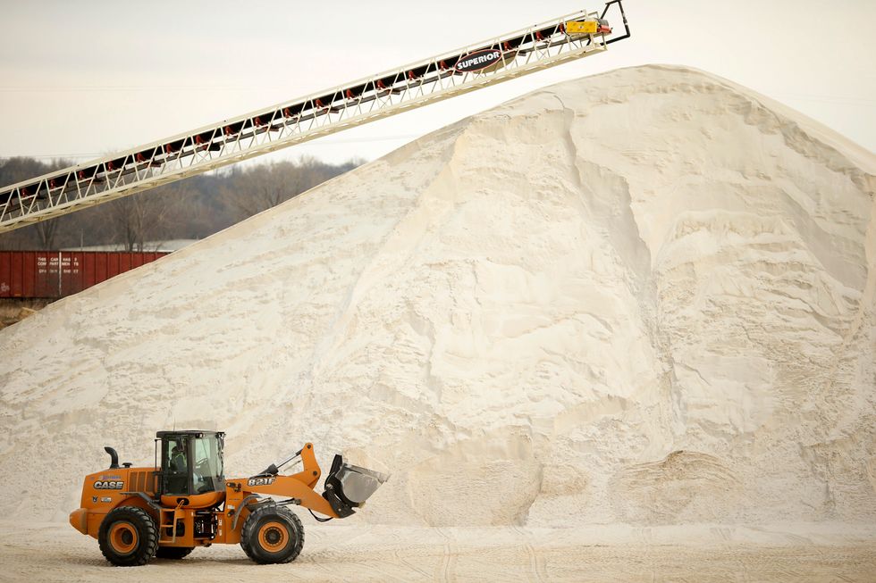 Frac Sand Industry Feels The Effects Of Low Oil Prices, Less Drilling