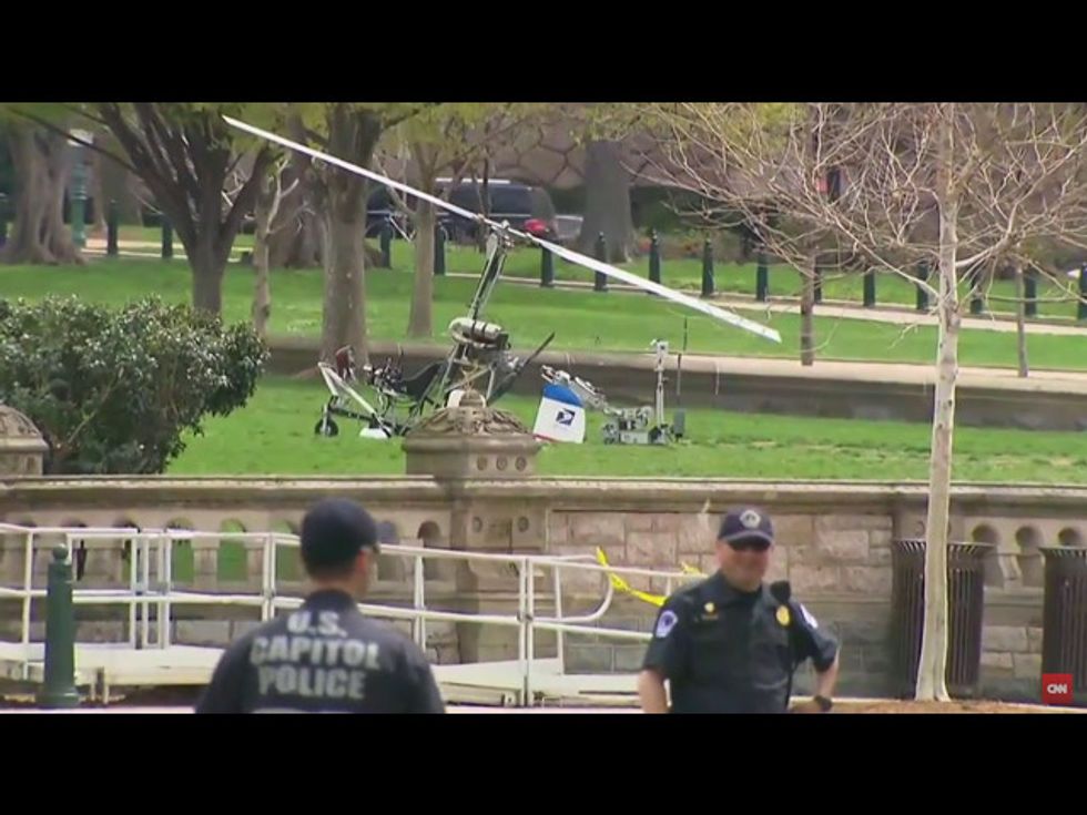 Florida Man Lands Gyrocopter On U.S. Capitol Lawn As Protest