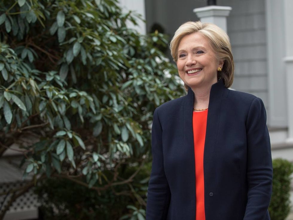In Small-Town Iowa, A Mixed Reception As Hillary Kicks Off