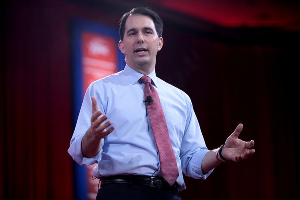 Poll: Scott Walker Trails Hillary By 12 Points — In Wisconsin