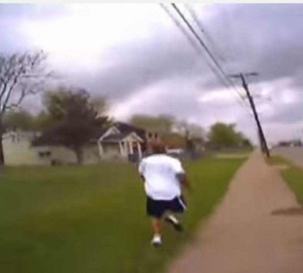 Experts Doubt Oklahoma Deputy’s Claim He Confused Pistol With Stun Gun