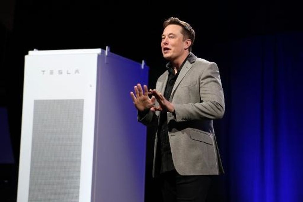 Tesla Unveils Battery To ‘Transform Energy Infrastructure’