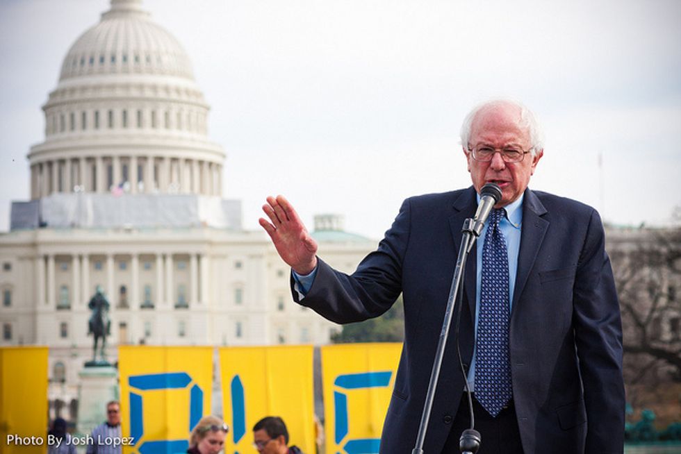 Sanders Asks Democrats To Pick Proud Non-Democrat