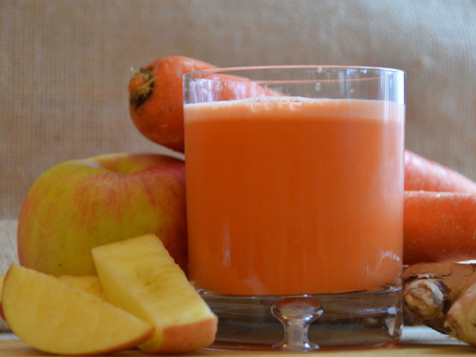 Check Out The Health Benefits Of Juicing vs. Smoothies