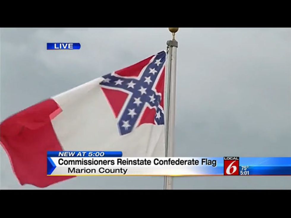 Florida County Puts The Confederate Flag Back Up
