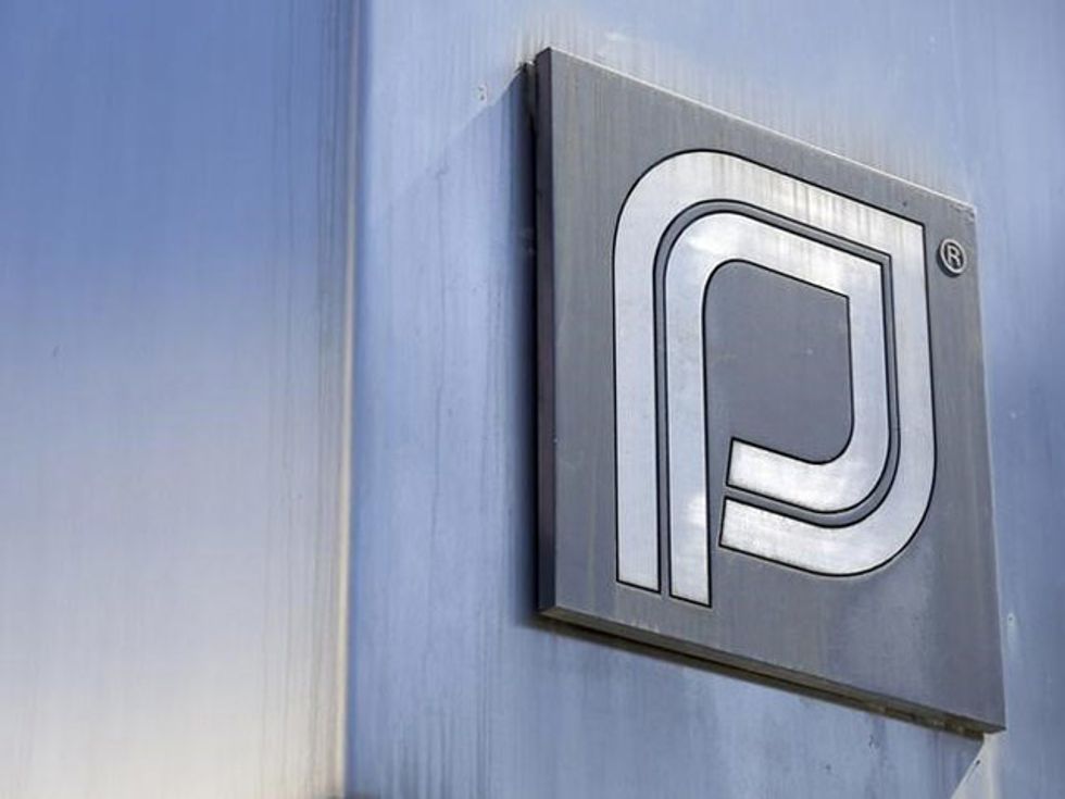 White House Opposes Congress Cutting Off Planned Parenthood Funds