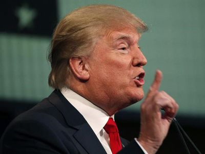 Trump Defends Megyn Kelly Comment, Attacks Jeb Bush On Women’s Health